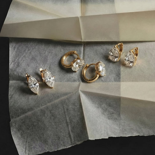 OVAL STUD EARRINGS